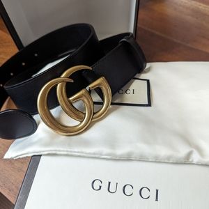 Authentic Black 1" Width Gucci Leather belt with Double G buckle Size 80
